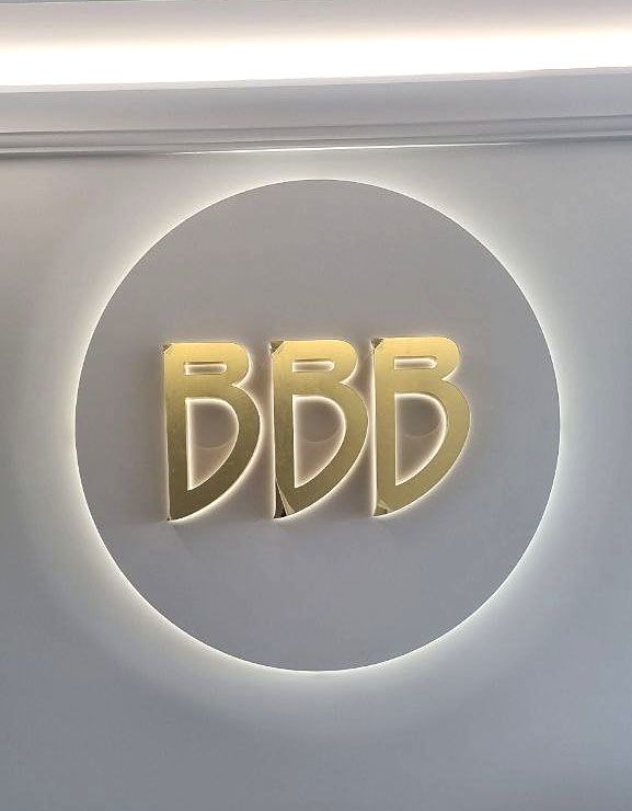 Оформление офиса рекламной компании ВВВ